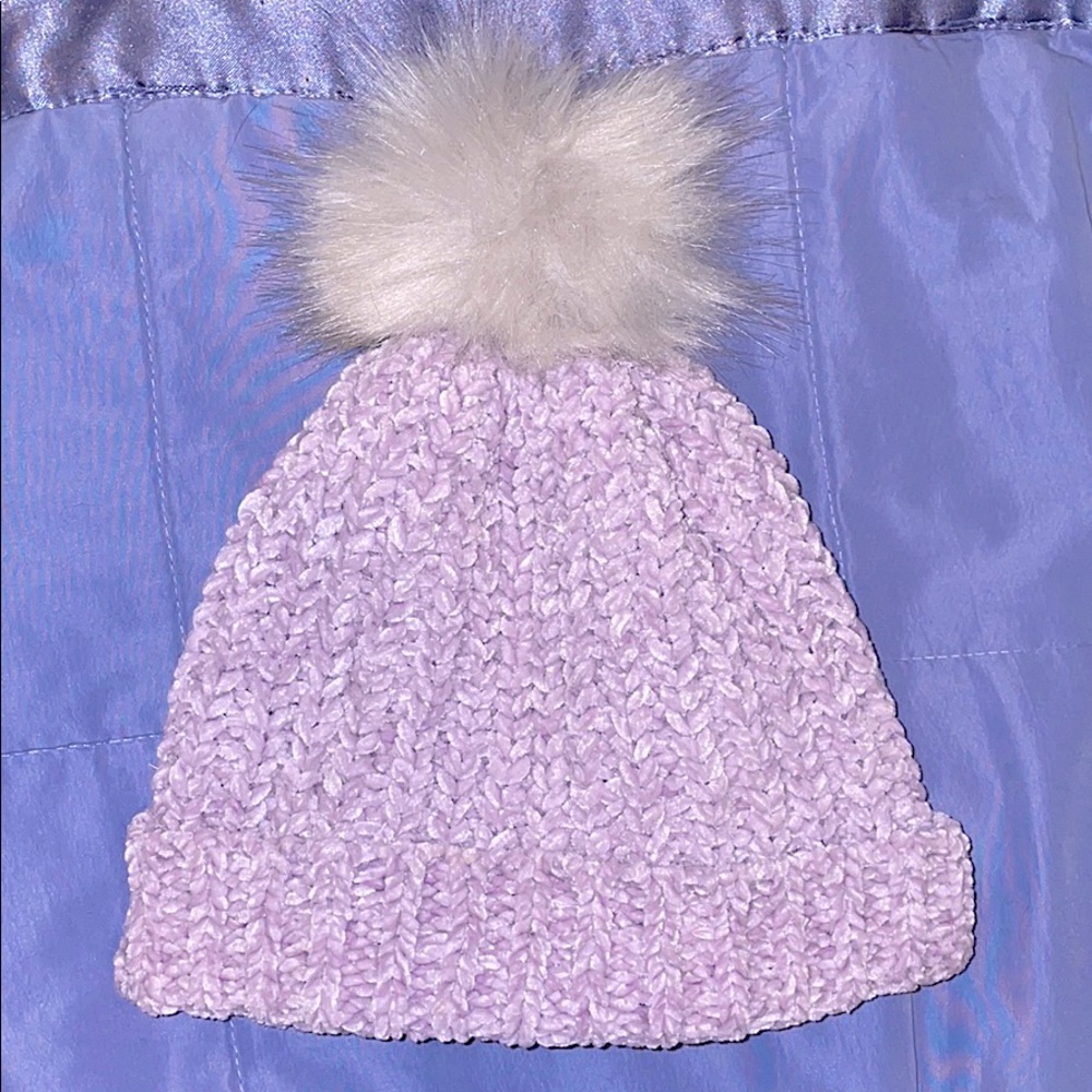 Purple Faux Velvet Winter Hat NWOT 💜 NEVER WORN